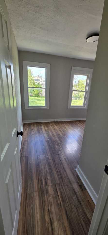 2859 W Lanvale St - Photo 5 of 8