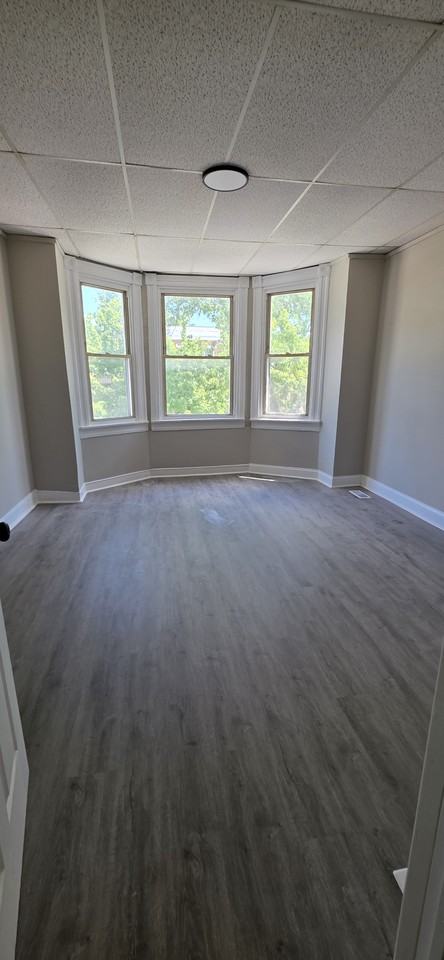 1614 Ashburton St - Photo 5 of 11