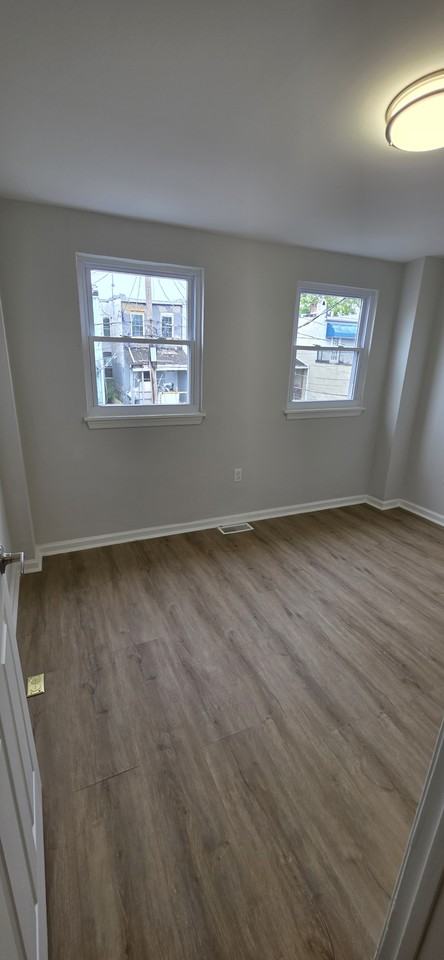 111 N Janney St - Photo 5 of 9