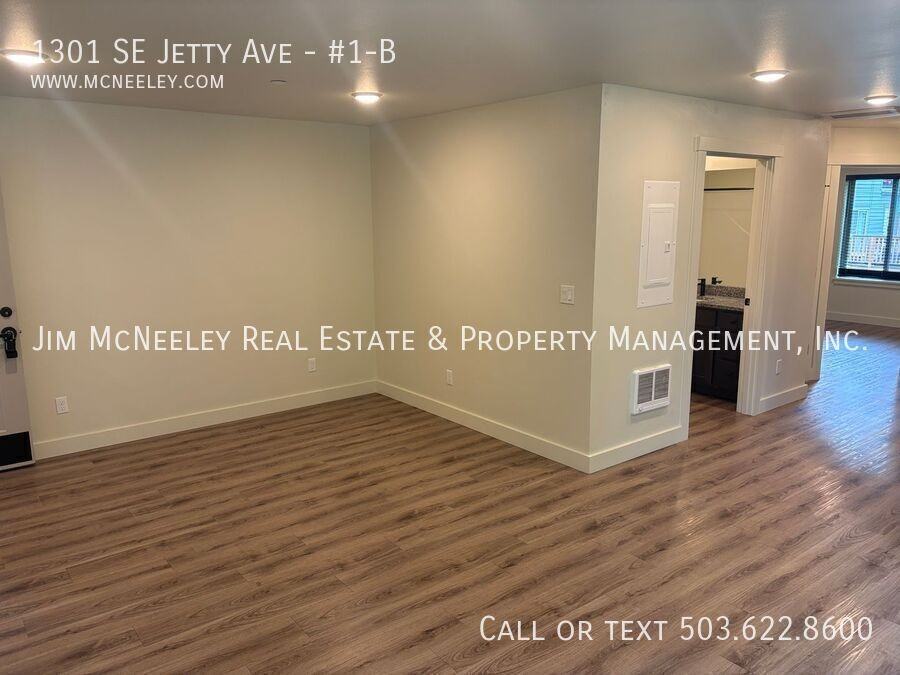 1301 Se Jetty Ave #1B - Photo 7 of 21