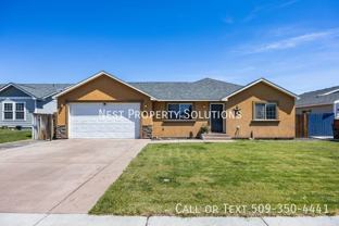 547 S Bayside St - Photo 1 of 1
