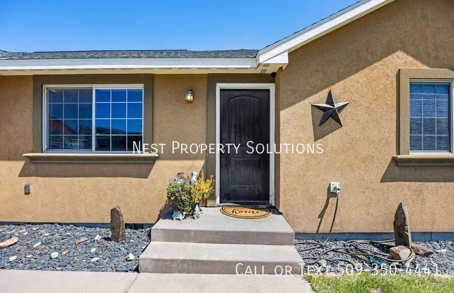 547 S Bayside St - Photo 4 of 35