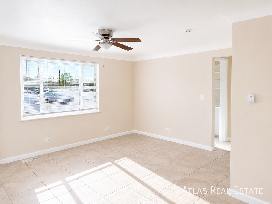 1538 Uinta St - Photo 7 of 10