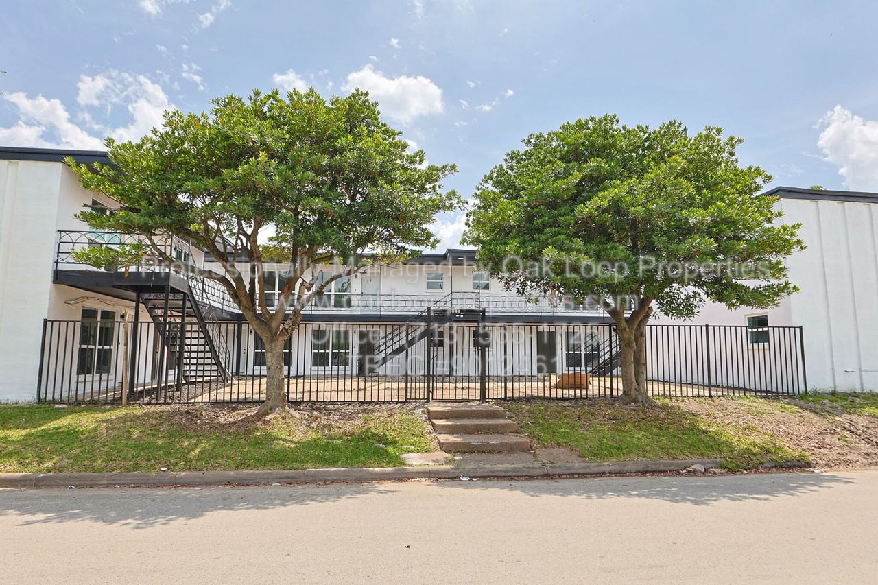 6840 Fairway Dr #14