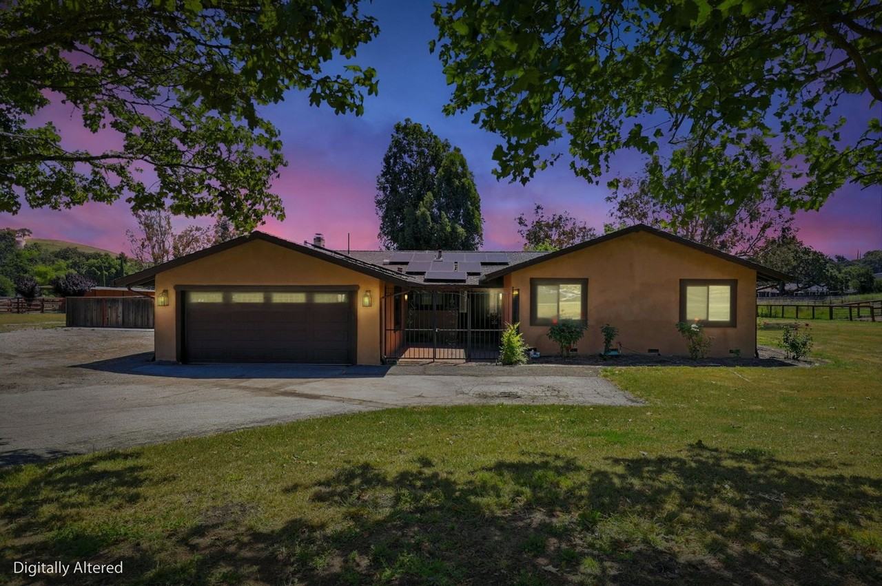 10200 Parrish View Dr - Photo 2 of 43