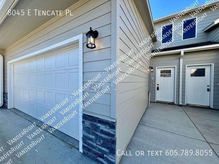 8045 E Tencate Pl - Photo 2 of 50