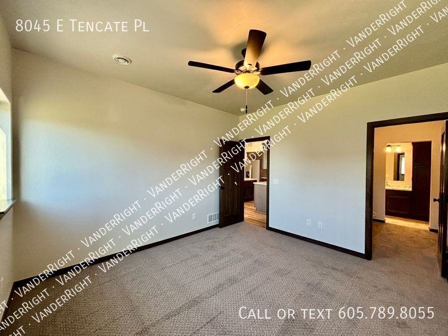 8045 E Tencate Pl - Photo 7 of 50