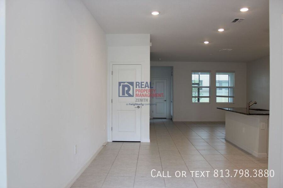 10821 Fowlers Bluff Ct - Photo 2 of 22