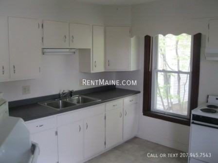 699 Main St #2 - Photo 2 of 19