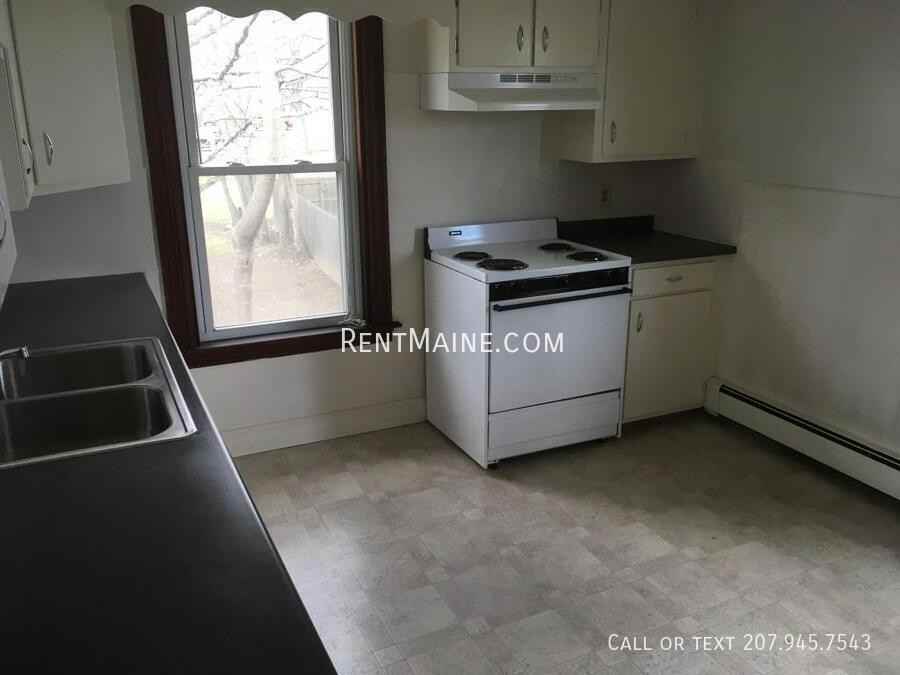 699 Main St #2 - Photo 3 of 19