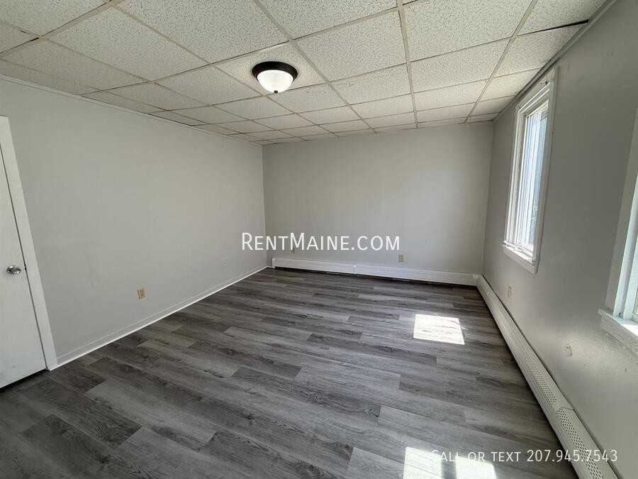 56 Charles St - Photo 5 of 6