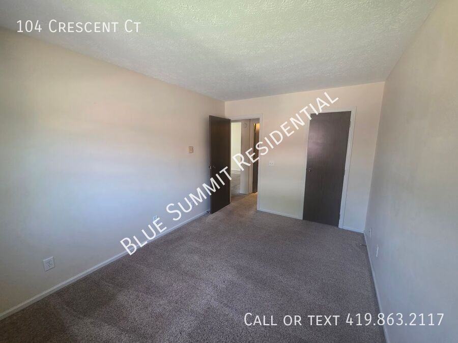 104 Crescent Ct - Photo 5 of 12