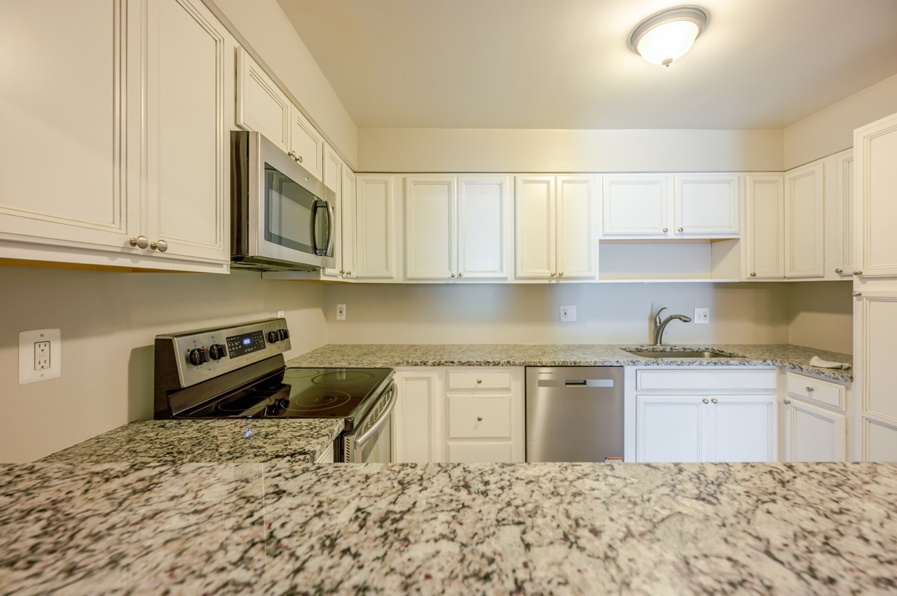 6143 Edsall Rd #C - Photo 6 of 20