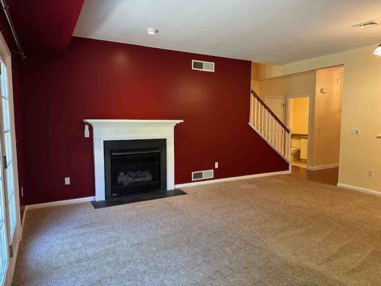 645 Springhouse Ln - Photo 3 of 22