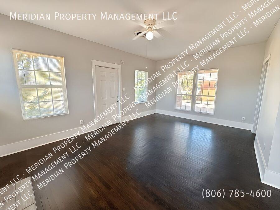1923 15th St - Photo 7 of 31