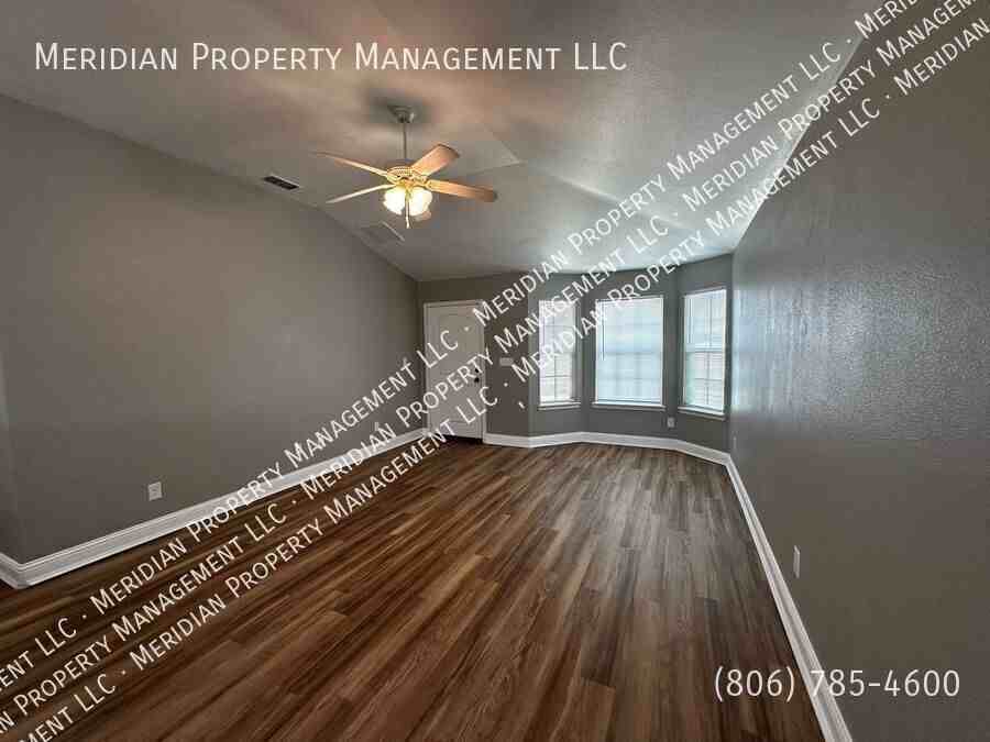 5534 111th St - Photo 3 of 21