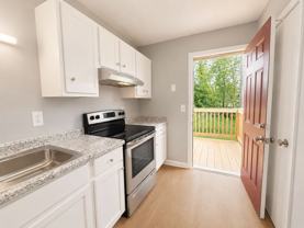 Chateau Glen Oaks Apartments - Photo 1 of 1
