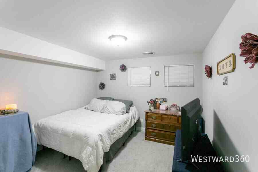 3543 N Lawndale Ave #1 - Photo 5 of 12