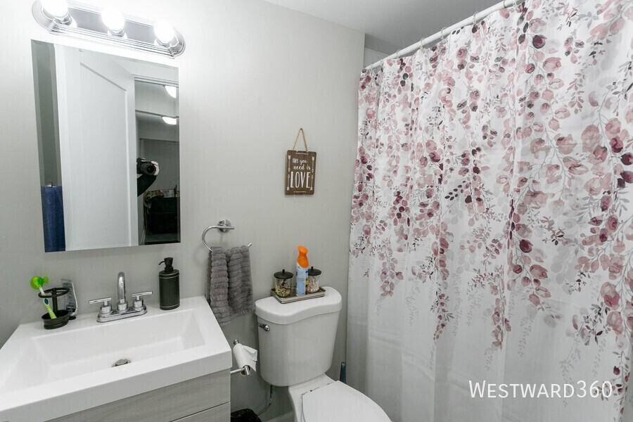3543 N Lawndale Ave #1 - Photo 6 of 12