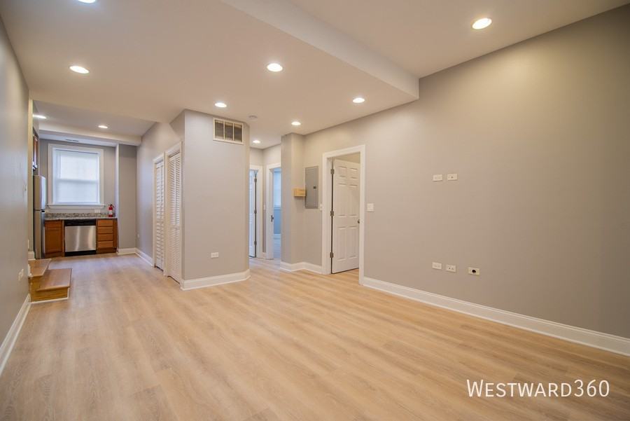 2036 W Arthur Ave #G - Photo 4 of 11
