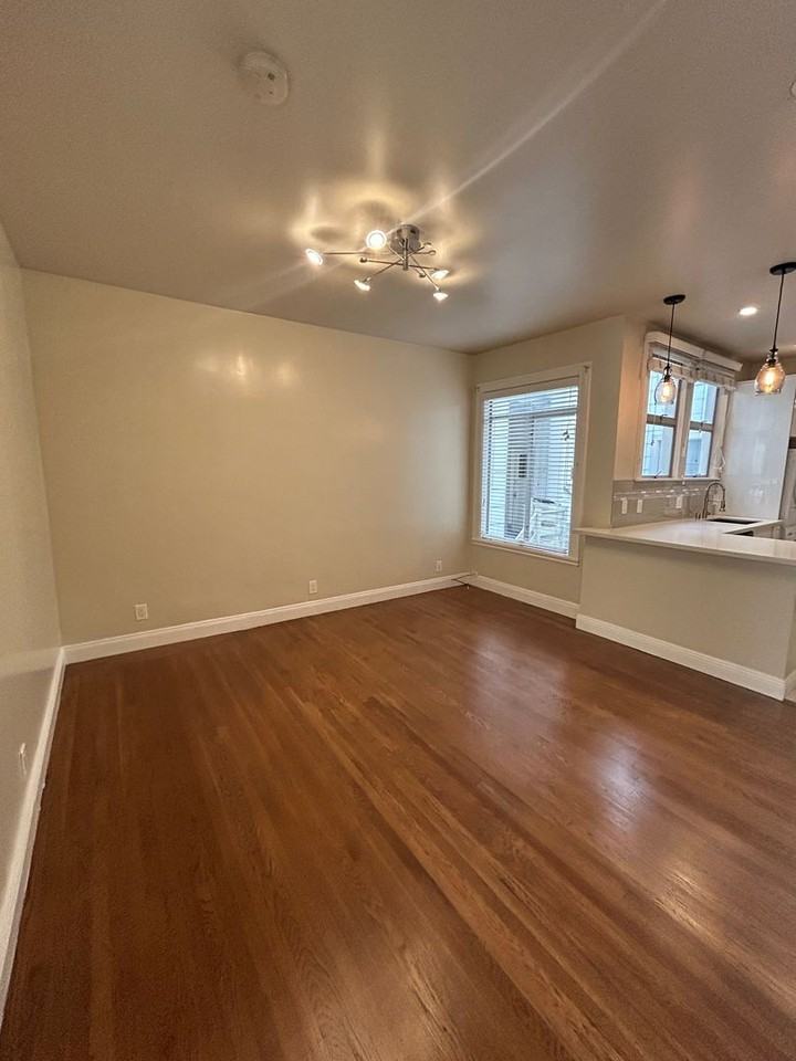 3324 Broderick St #1 - Photo 2 of 17