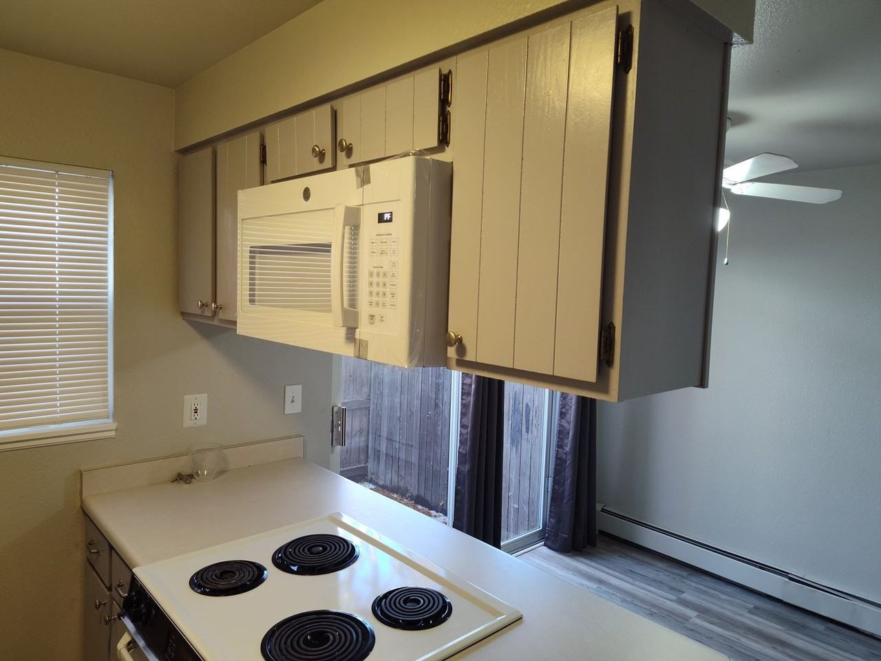 1865 Terry St - Photo 3 of 16