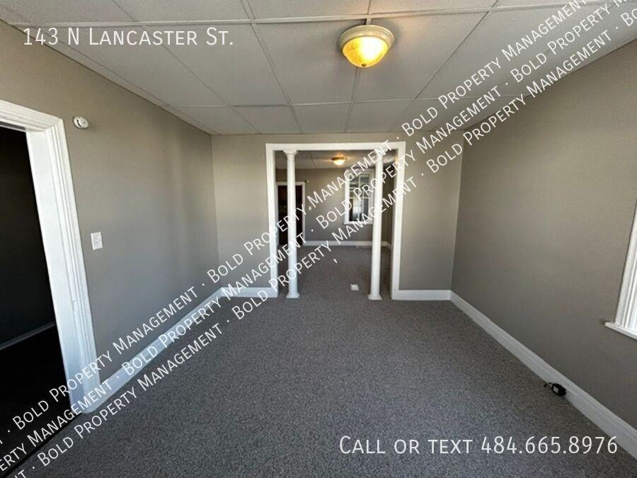 143 N Lancaster St - Photo 7 of 16