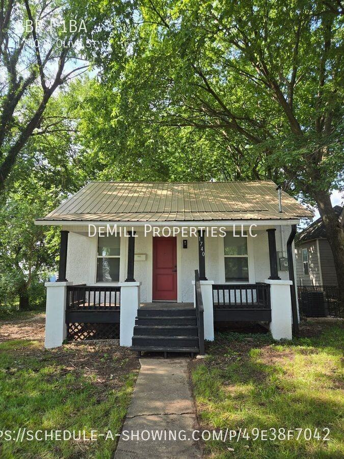 1740 W Olive St - Photo 2 of 16