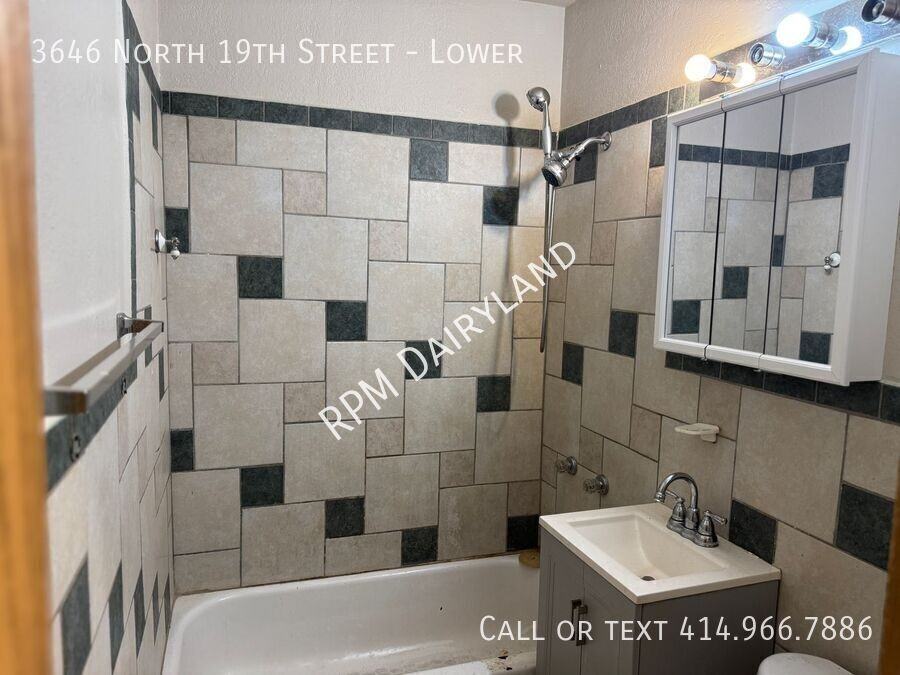 3646 N 19th St - Photo 5 of 7