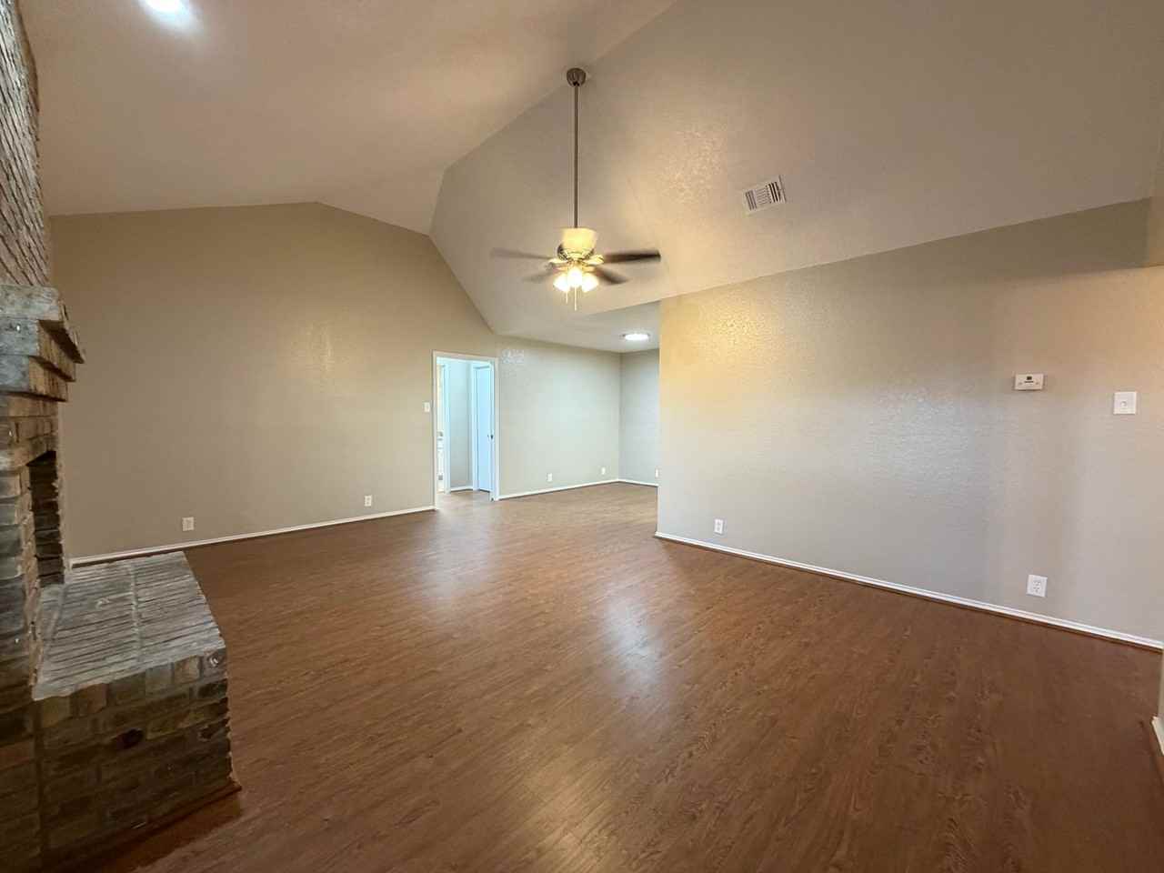 206 S Nolan River Rd #12 - Photo 3 of 16
