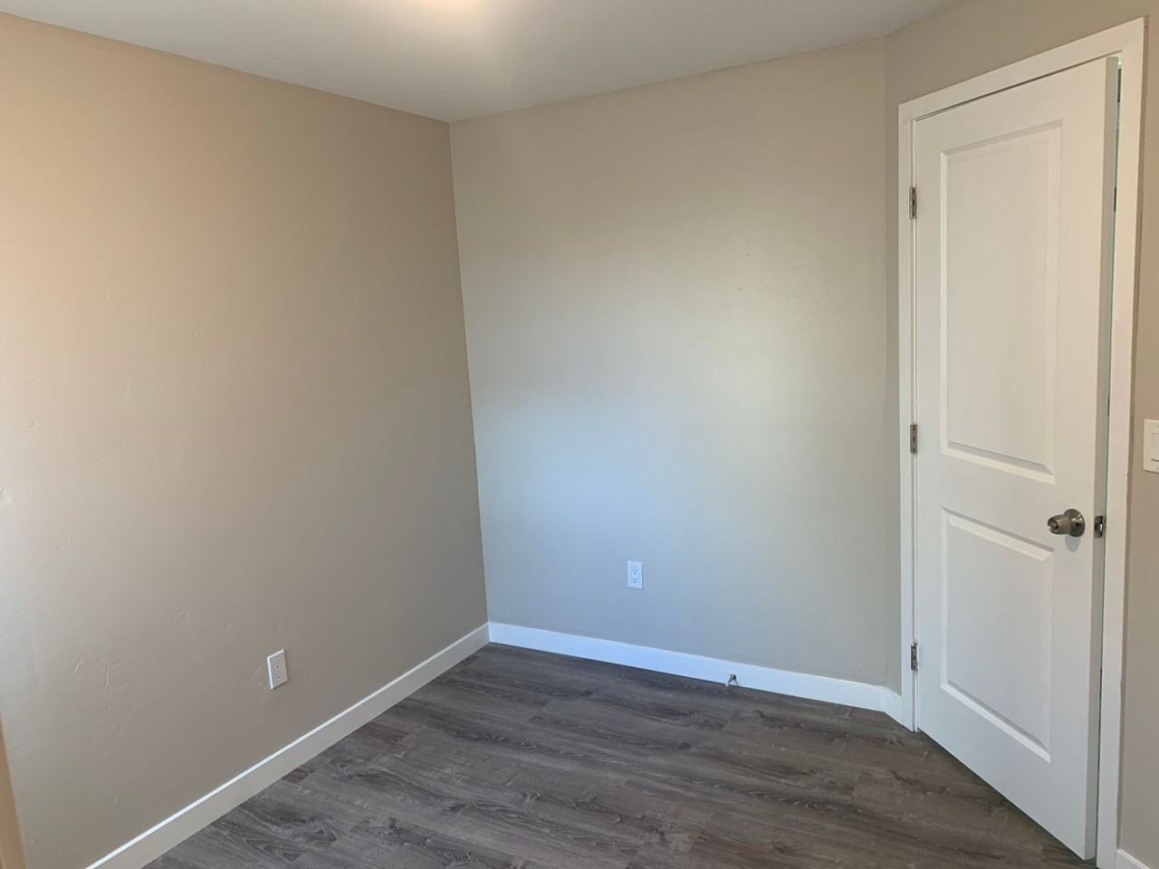 4843 Art St - Photo 4 of 17
