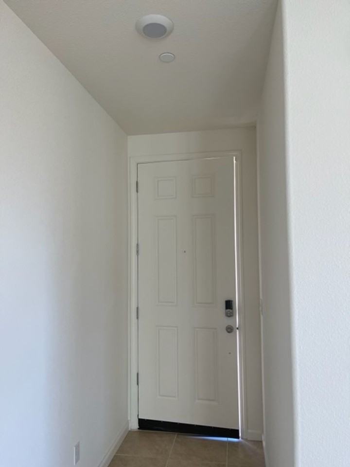 193 Shafer Ave - Photo 3 of 21