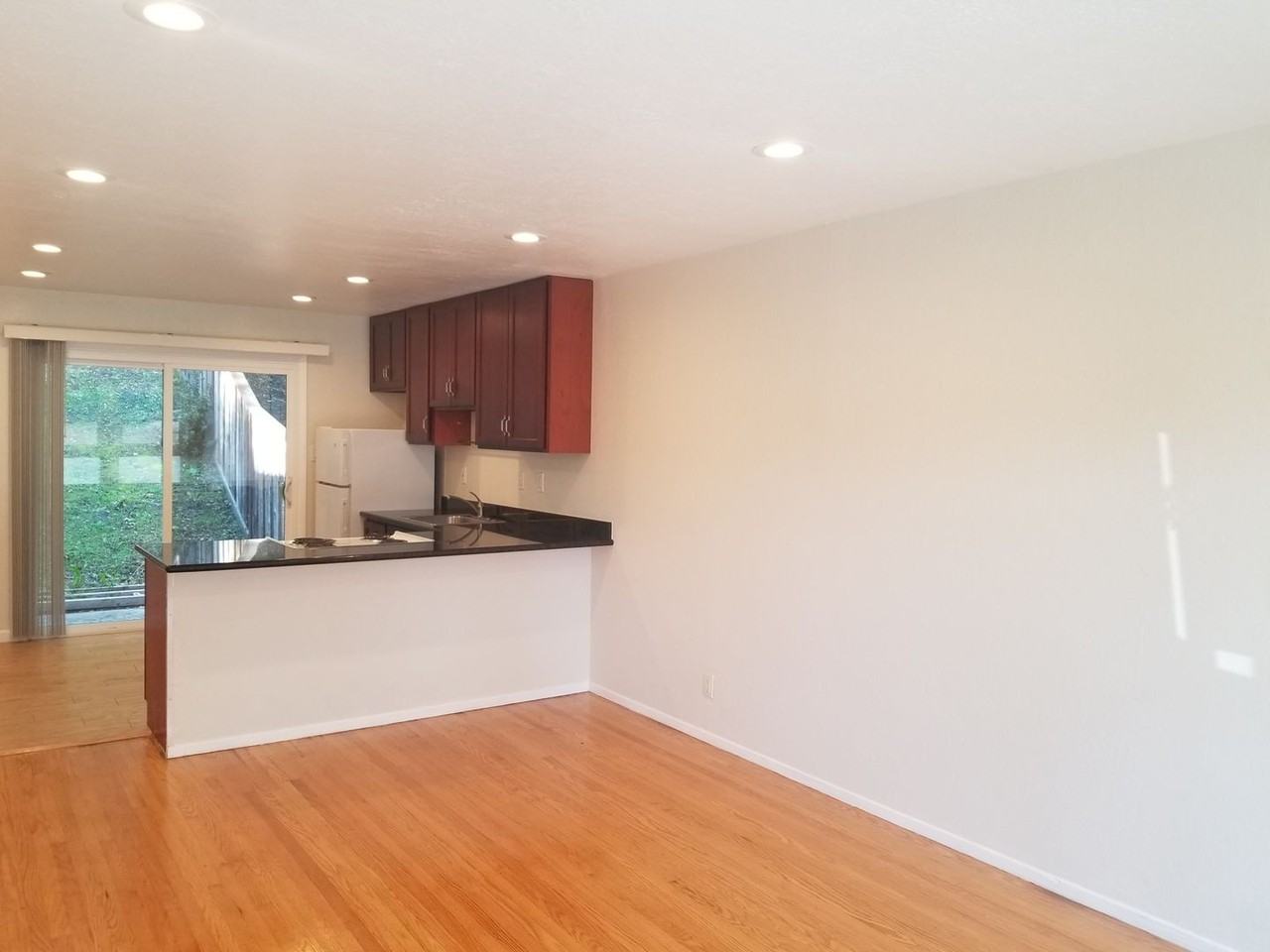 2076 Donald Dr - Photo 2 of 10