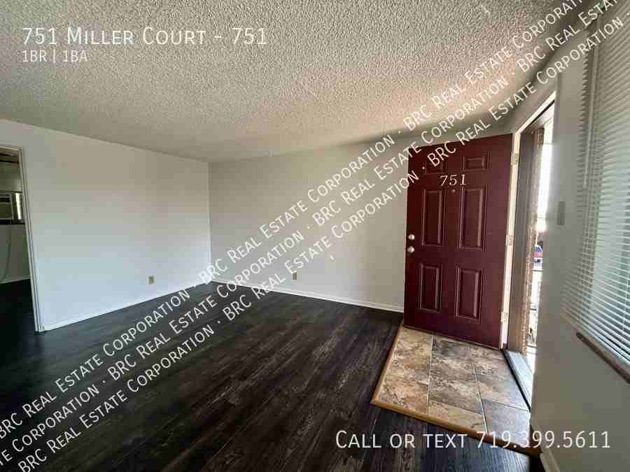 751 Miller Ct #751 - Photo 2 of 13
