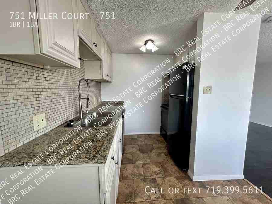 751 Miller Ct #751 - Photo 6 of 13