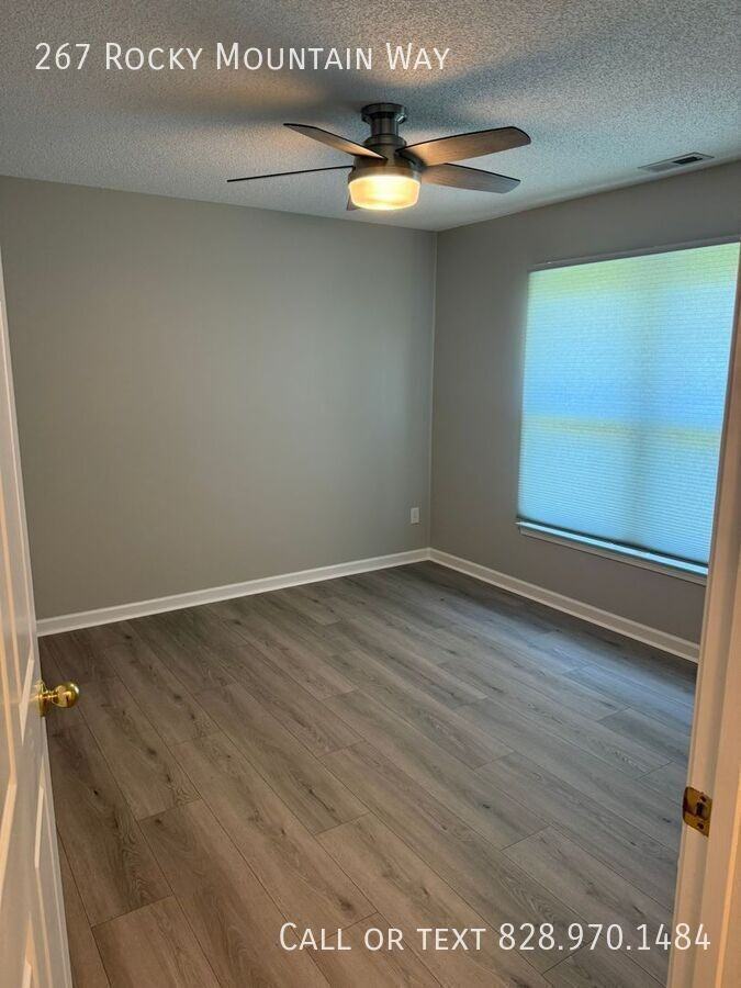 267 Rocky Mountain Way - Photo 6 of 16