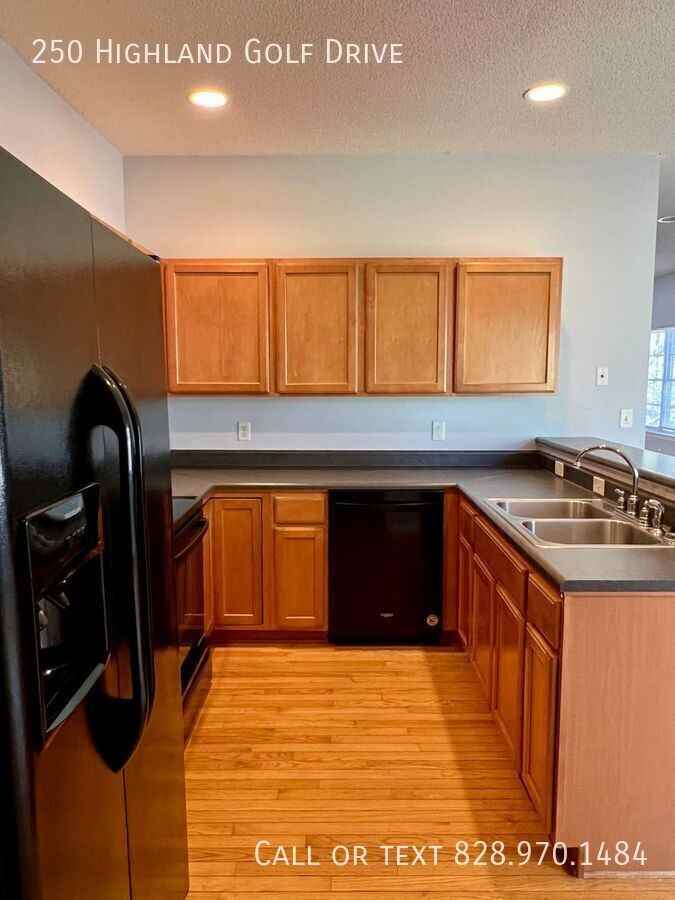 250 Highland Golf Dr - Photo 6 of 15