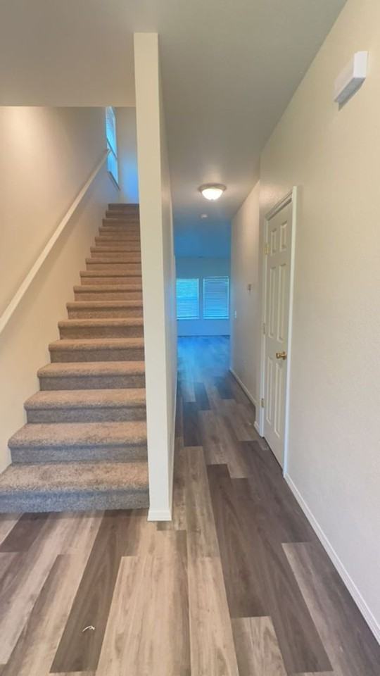 2002 Sw Canyon Dr #20 - Photo 2 of 19