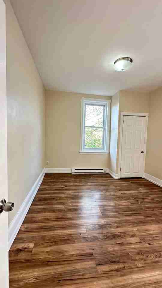 2033 S 57th St - Photo 6 of 16