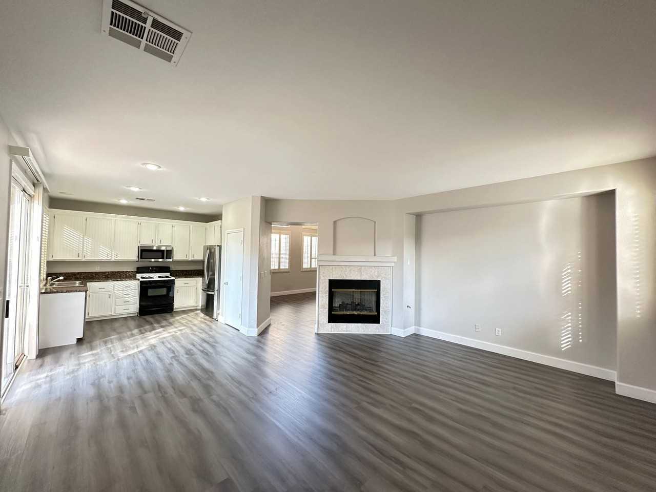 10191 Splendor Ridge Ave - Photo 6 of 31