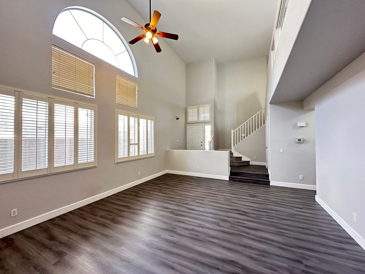 10191 Splendor Ridge Ave - Photo 7 of 31