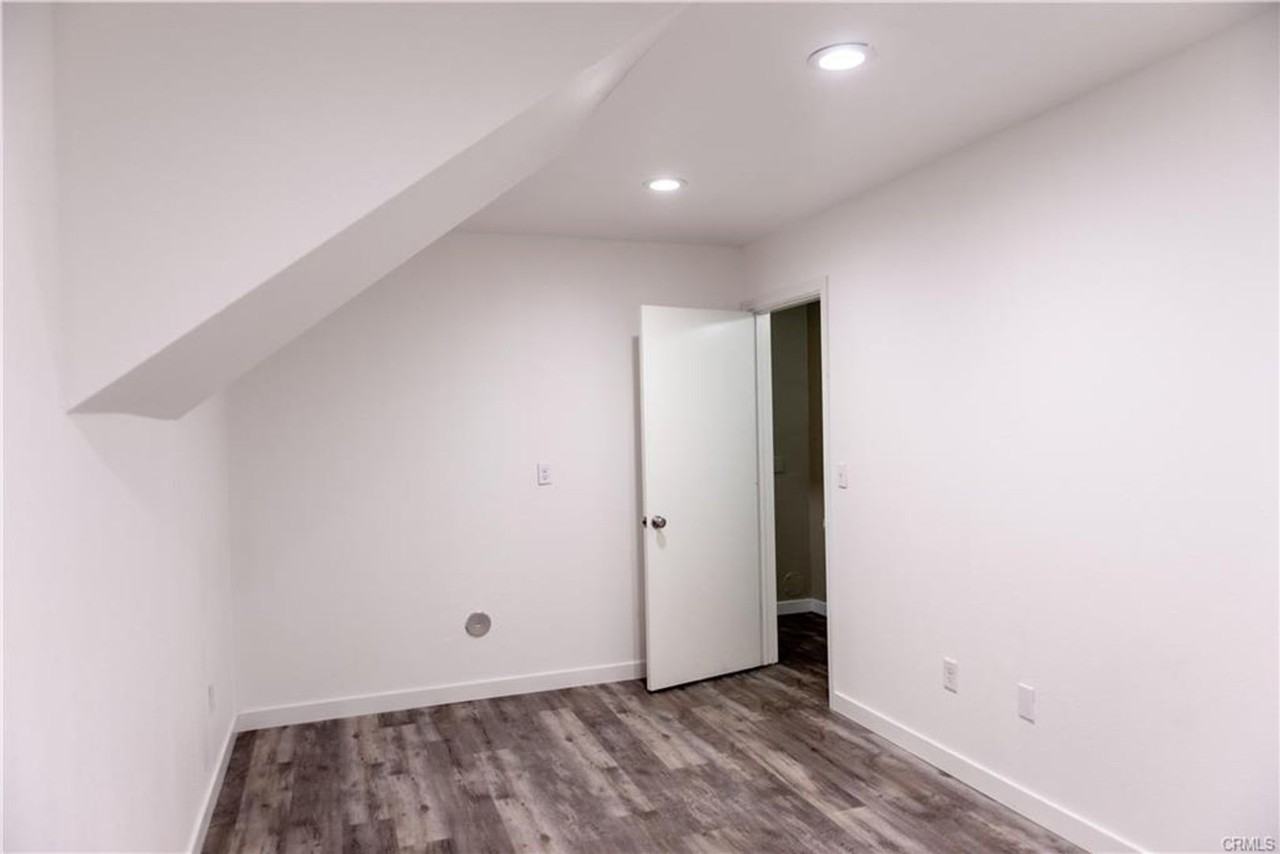 1527 Wavertree Ln - Photo 4 of 29