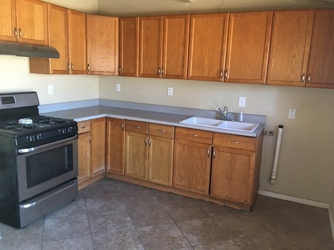 45524 Gadsden Ave - Photo 4 of 12