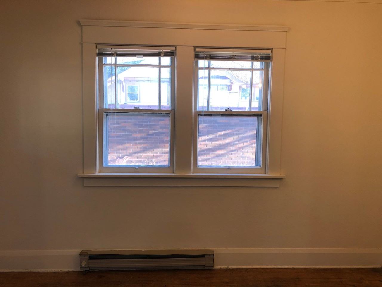 1348 Oak St - Photo 5 of 28