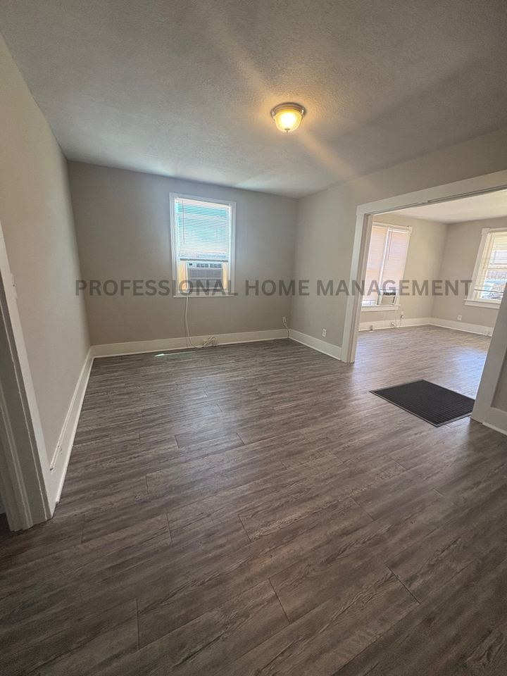 207 Old Mill Rd - Photo 5 of 6