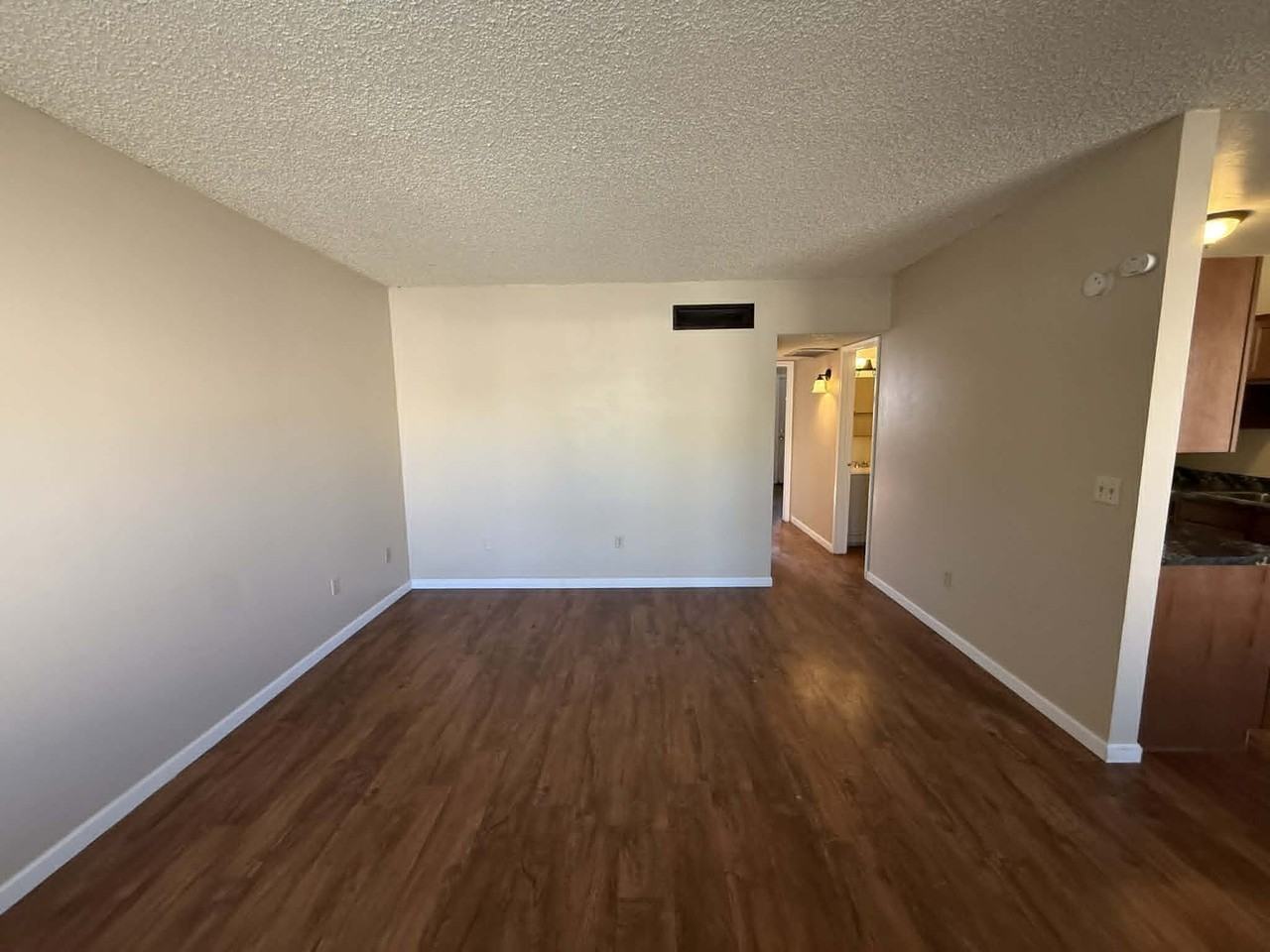 1821 // 1518 East Hedrick Drive #I - Photo 3 of 22