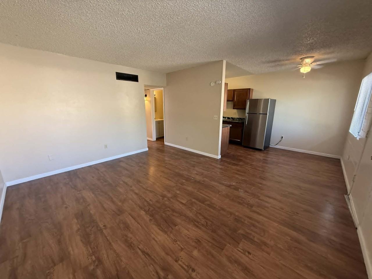 1821 // 1518 East Hedrick Drive #I - Photo 4 of 22