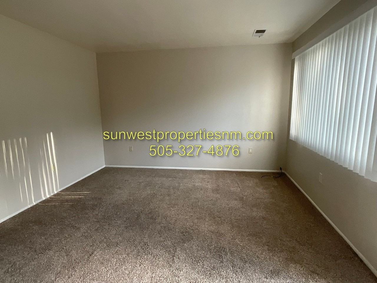 304 N Rio Grande Ave - Photo 3 of 14