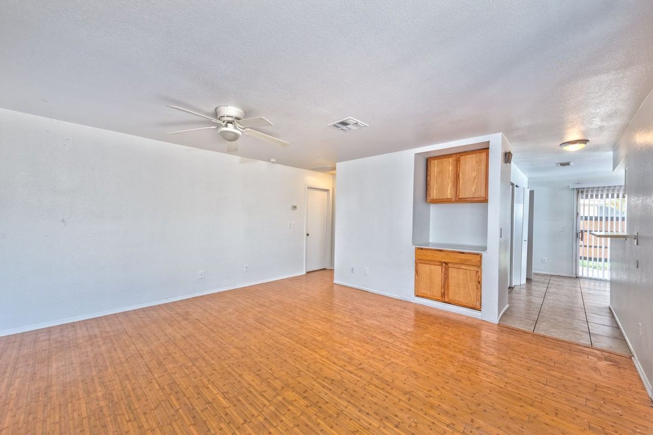 277 N Lamb Blvd #C - Photo 5 of 15