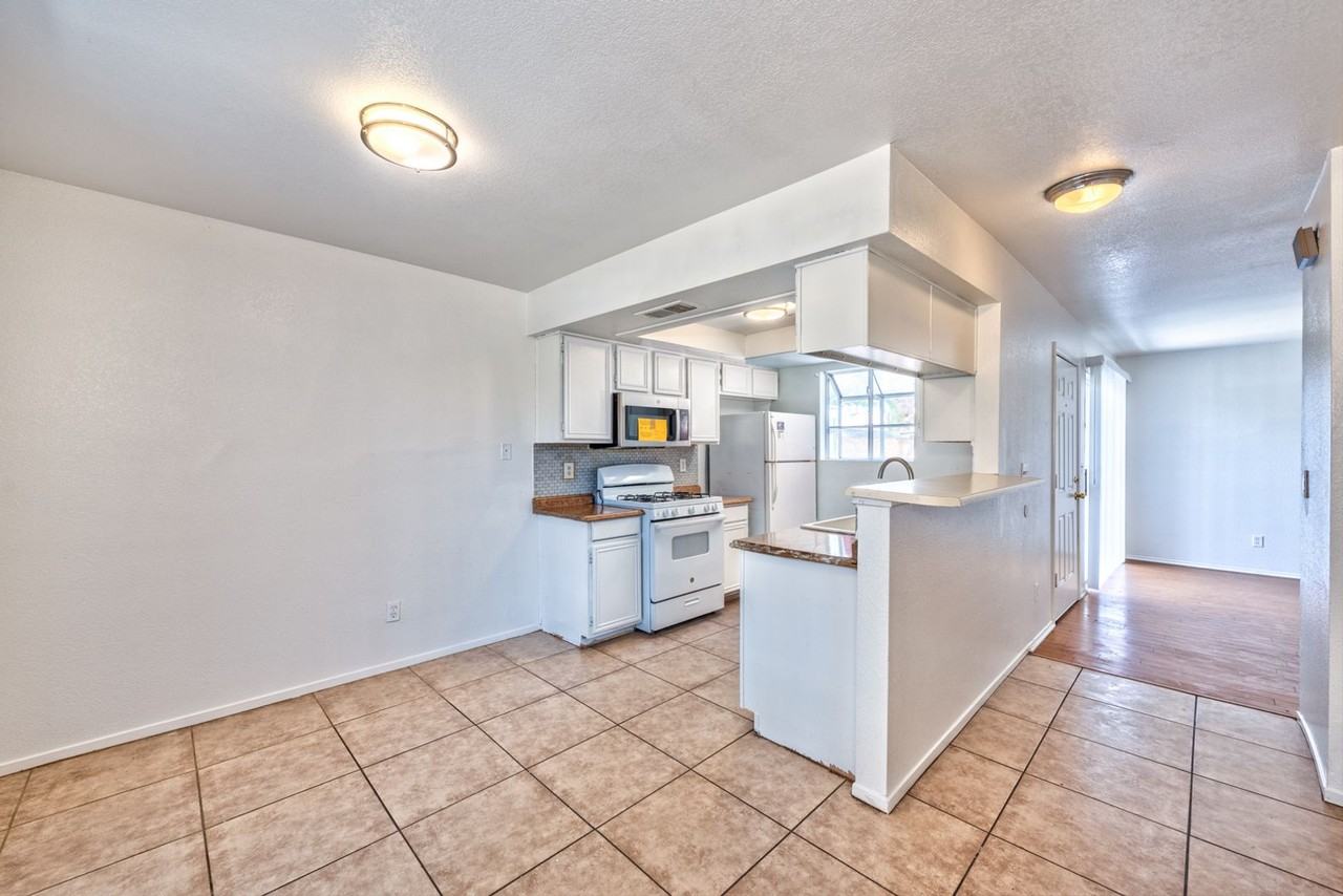 277 N Lamb Blvd #C - Photo 6 of 15